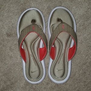 Nike Comfort Memory Foam Flip Flops